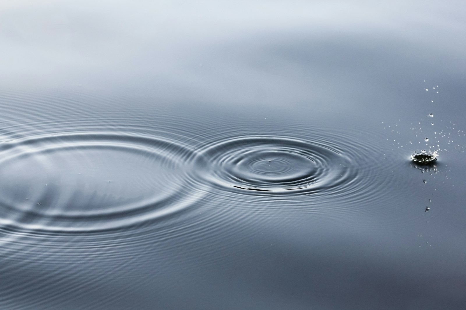Hydrofuge pierre poreuse : protéger sa façade de l&rsquo;eau