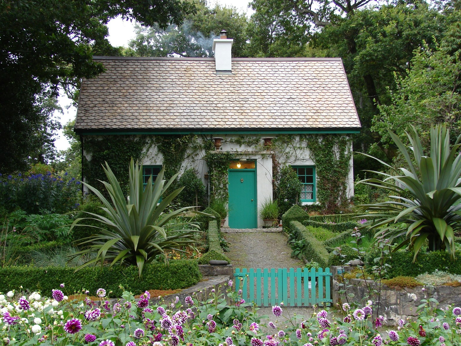 Mon Avis sur les Abris de Jardin de 10m² : L&rsquo;Équilibre Parfait Entre Fonctionnalité et Espace