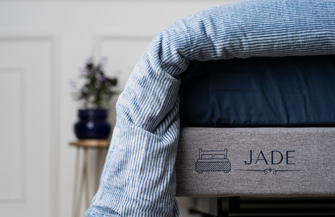 Comment choisir la bonne taille de couette pour un confort optimal toute l’année ?